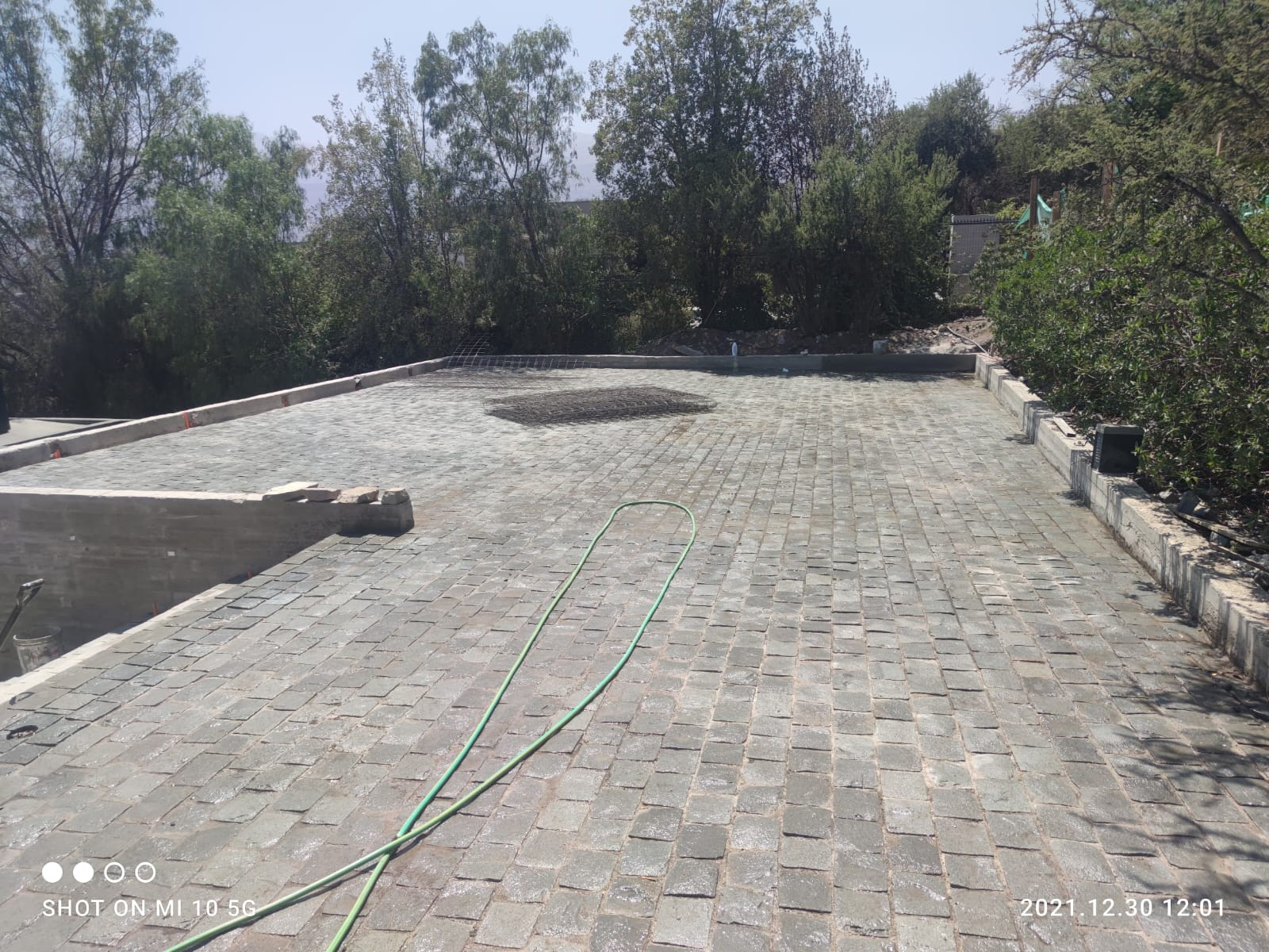 Adoquines y Piedra Natural para Pisos, Muros y Revestimientos