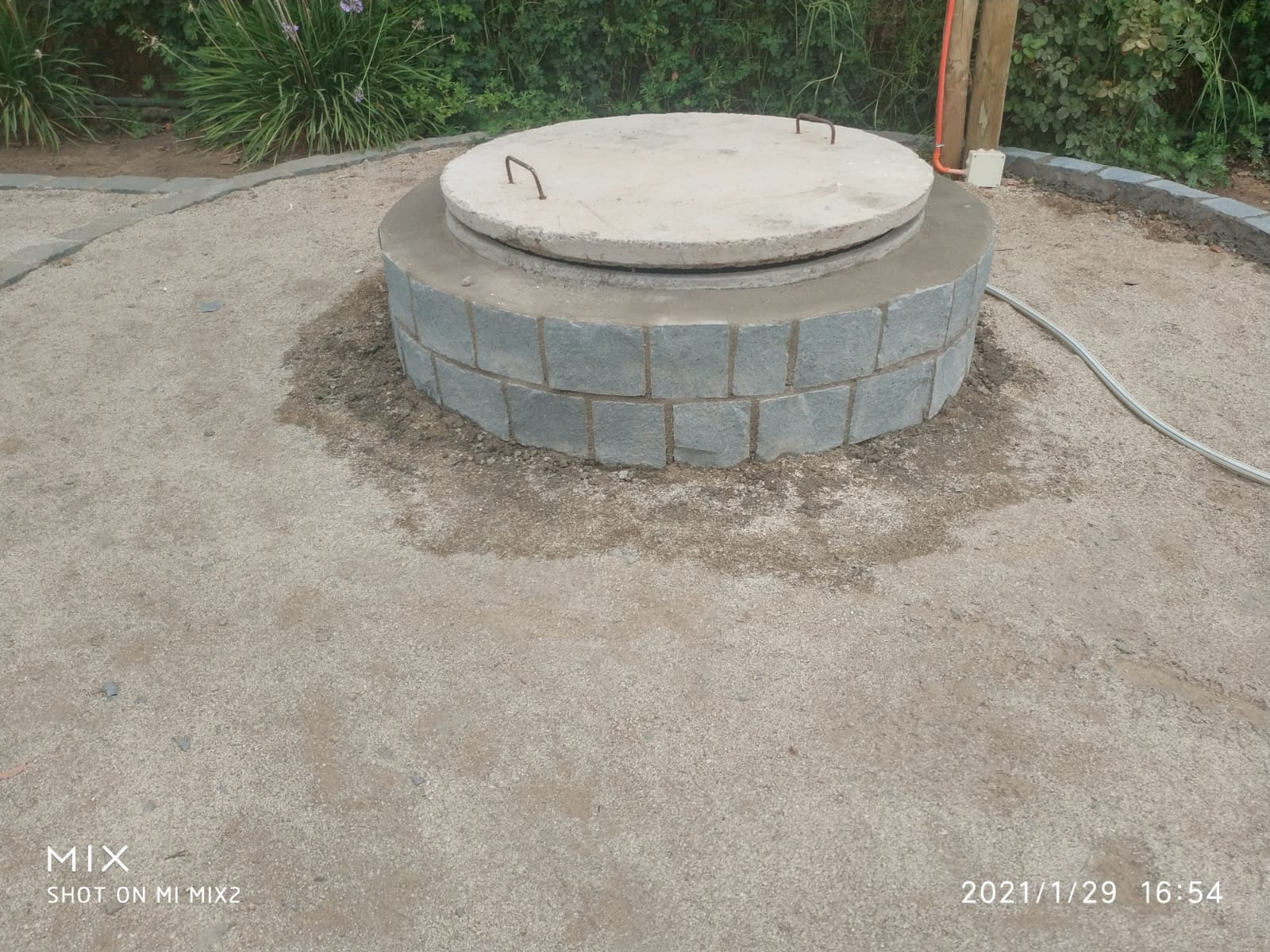 Adoquines y Piedra Natural para Pisos, Muros y Revestimientos