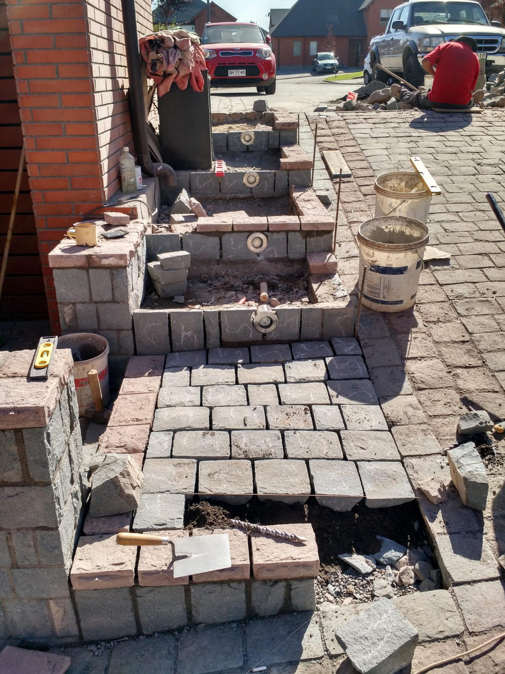 Adoquines y Piedra Natural para Pisos, Muros y Revestimientos